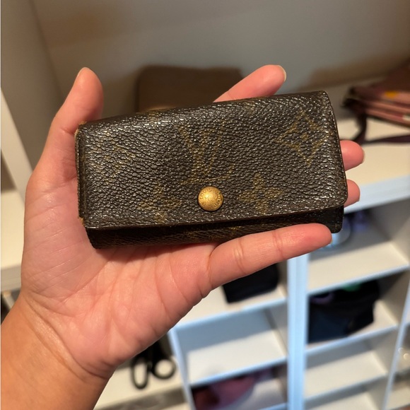Louis Vuitton Monogram Brown Key Holder - Picture 1 of 5